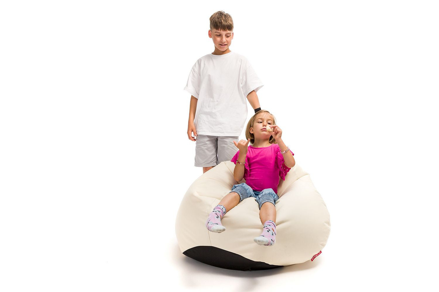 Poltrona pouf sacco oscar in poliestere con maniglia