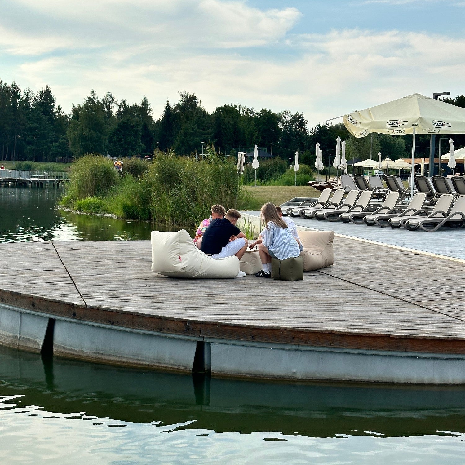Pouf Poltrona Sacco Chaise Longue da Esterno Pouf a Sacco Lettino in Poliestere Impermeabile