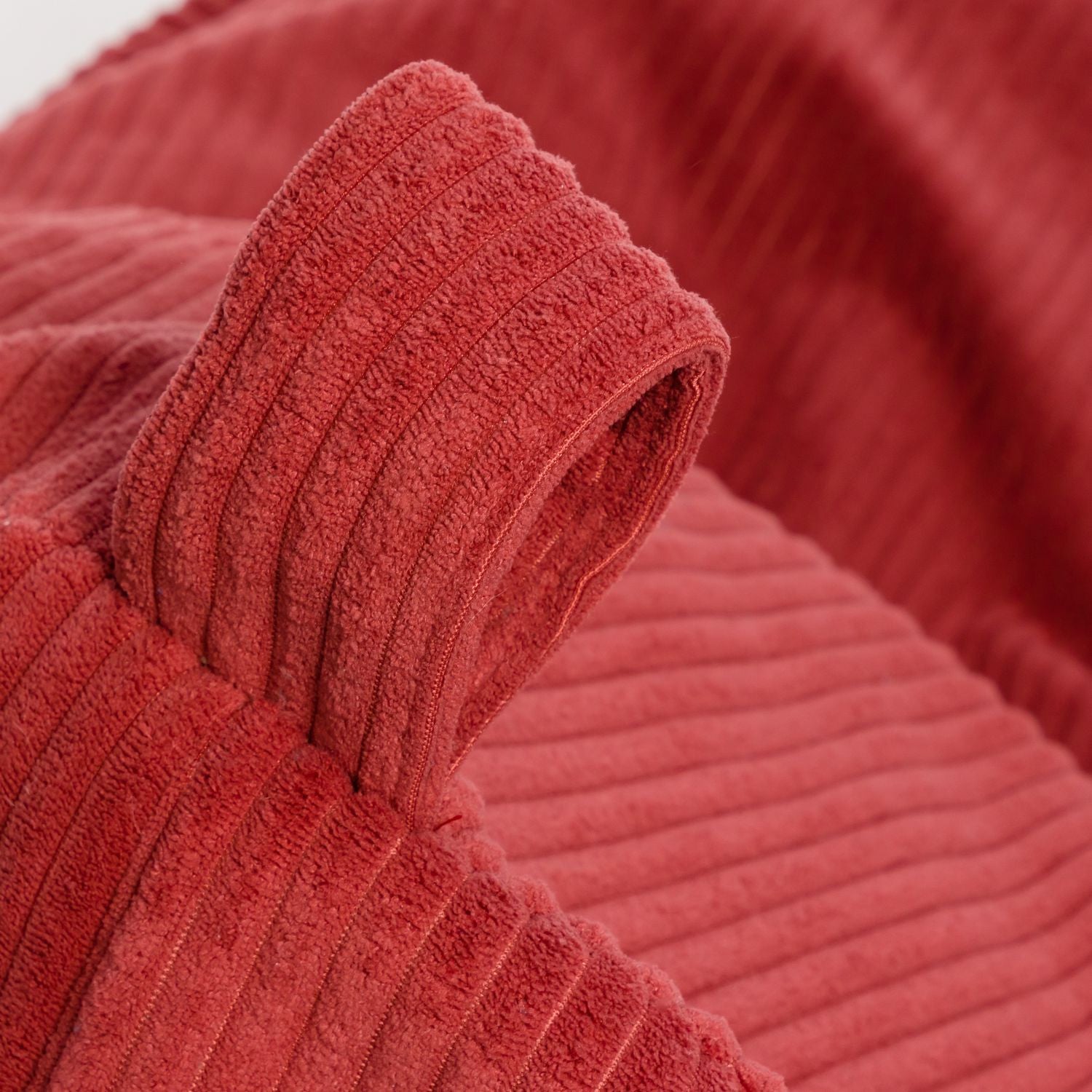 Yoko Pouf Poltrona Sacco In Velluto Cuscino e Maniglia Inclusi