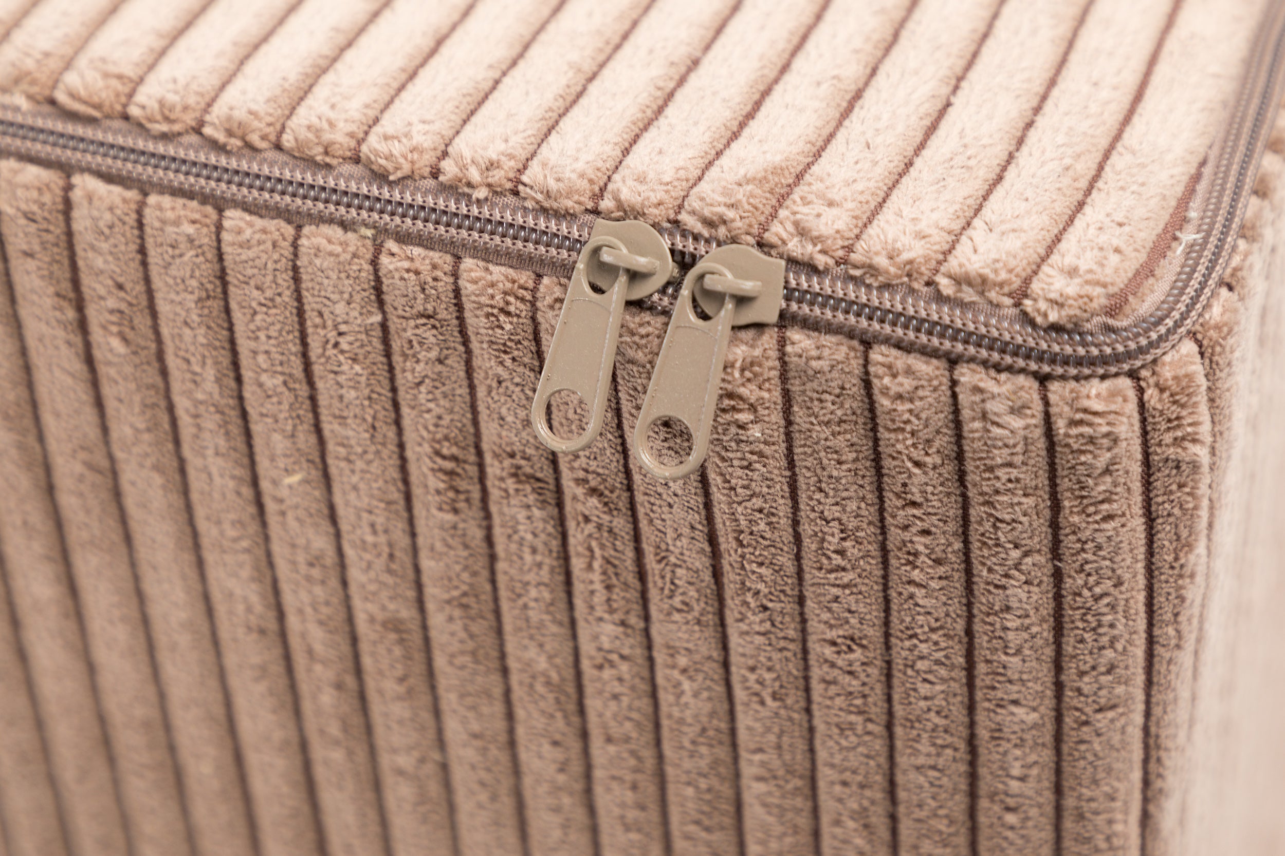 Poggiapiedi Block in Velluto