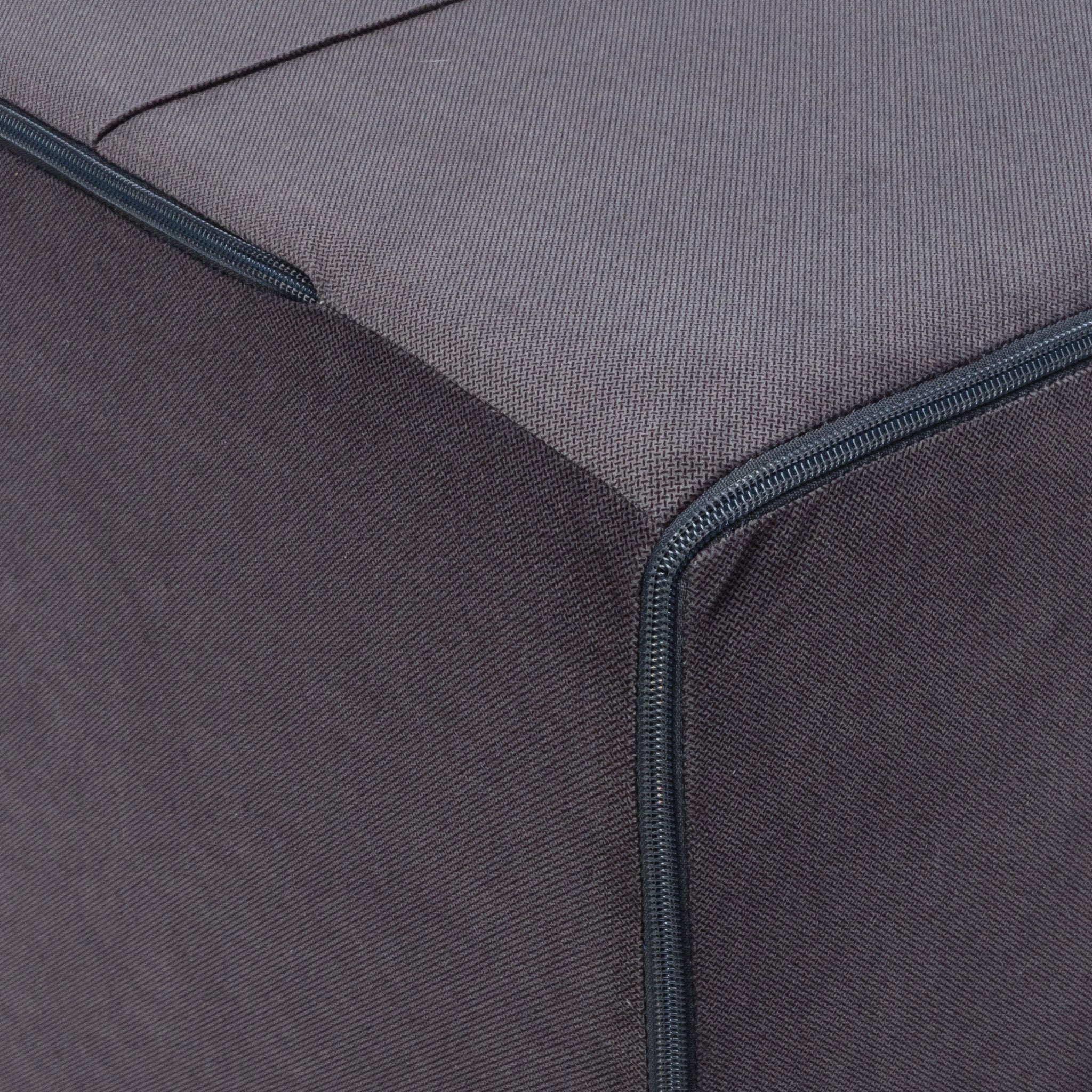 Poggiapiedi Block in Microfibra