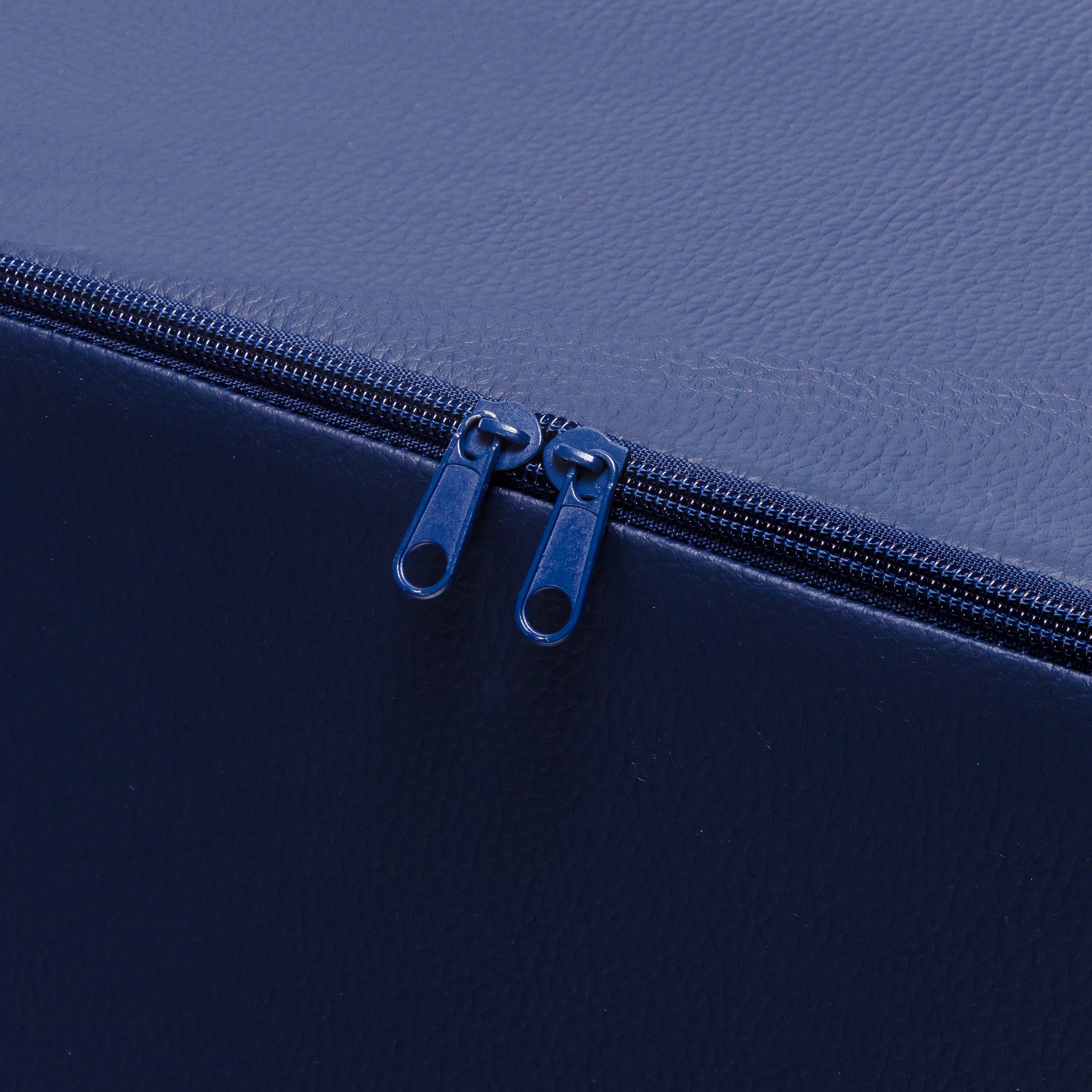 Poggiapiedi Block in Ecopelle