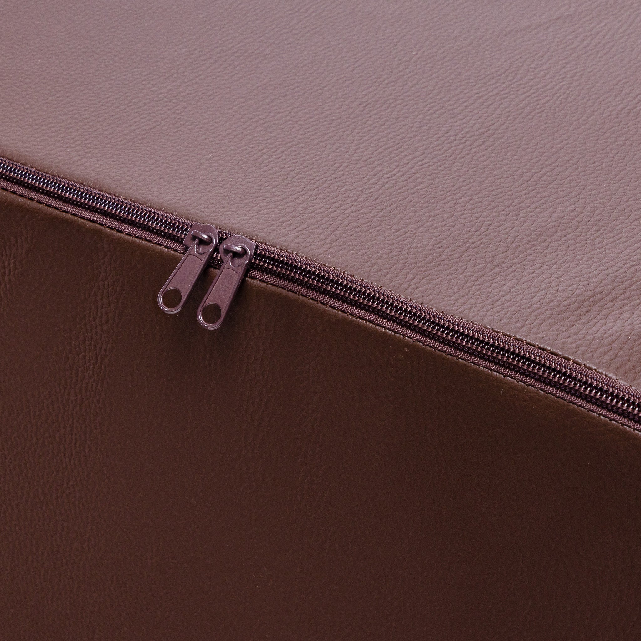 Poggiapiedi Block in Ecopelle