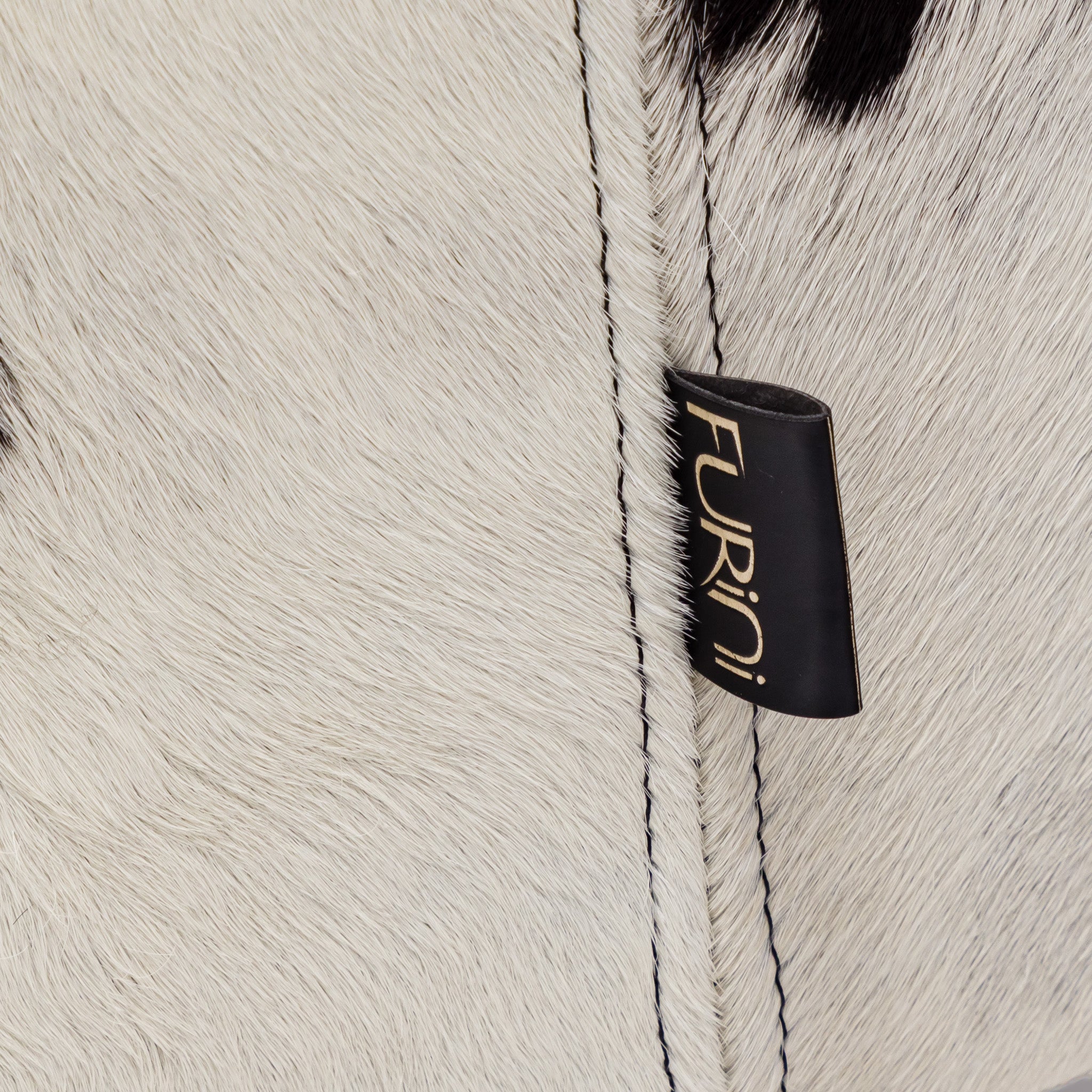 Poggiapiedi Mateo Premium in Pelle di Mucca