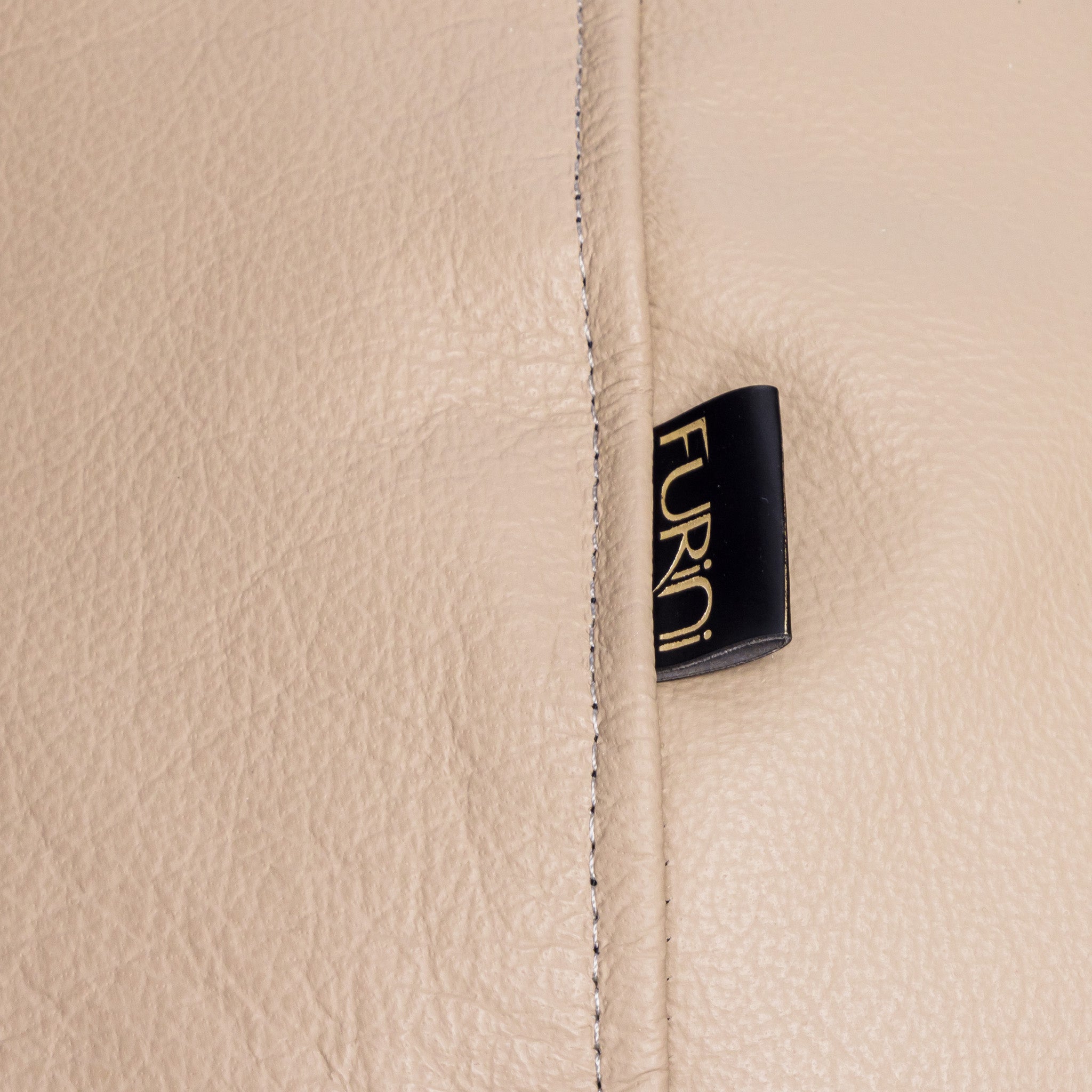 Poltrona Mini Keiko in pelle pienofiore