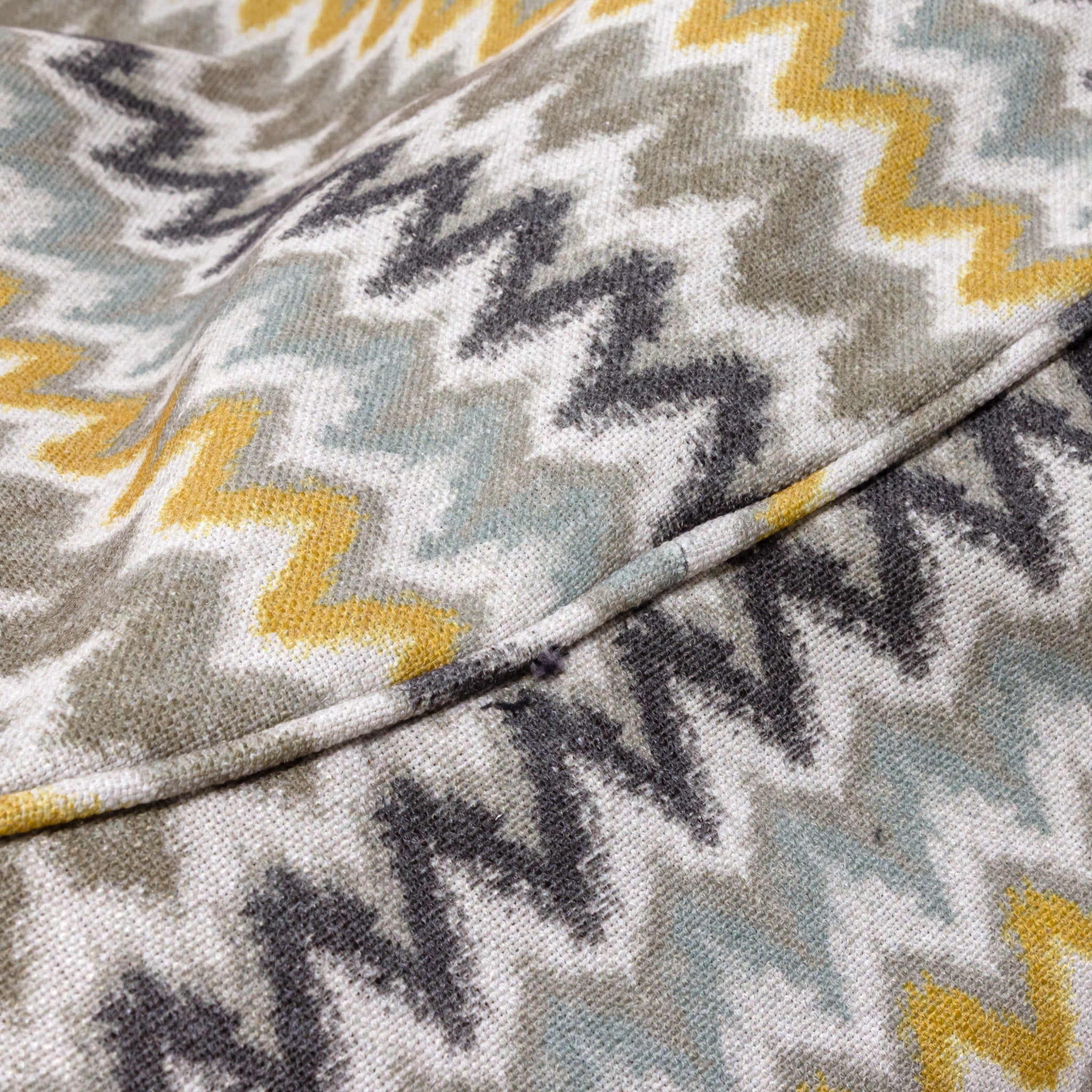 Poltrona Mini Keiko Modern Lino Zigzag