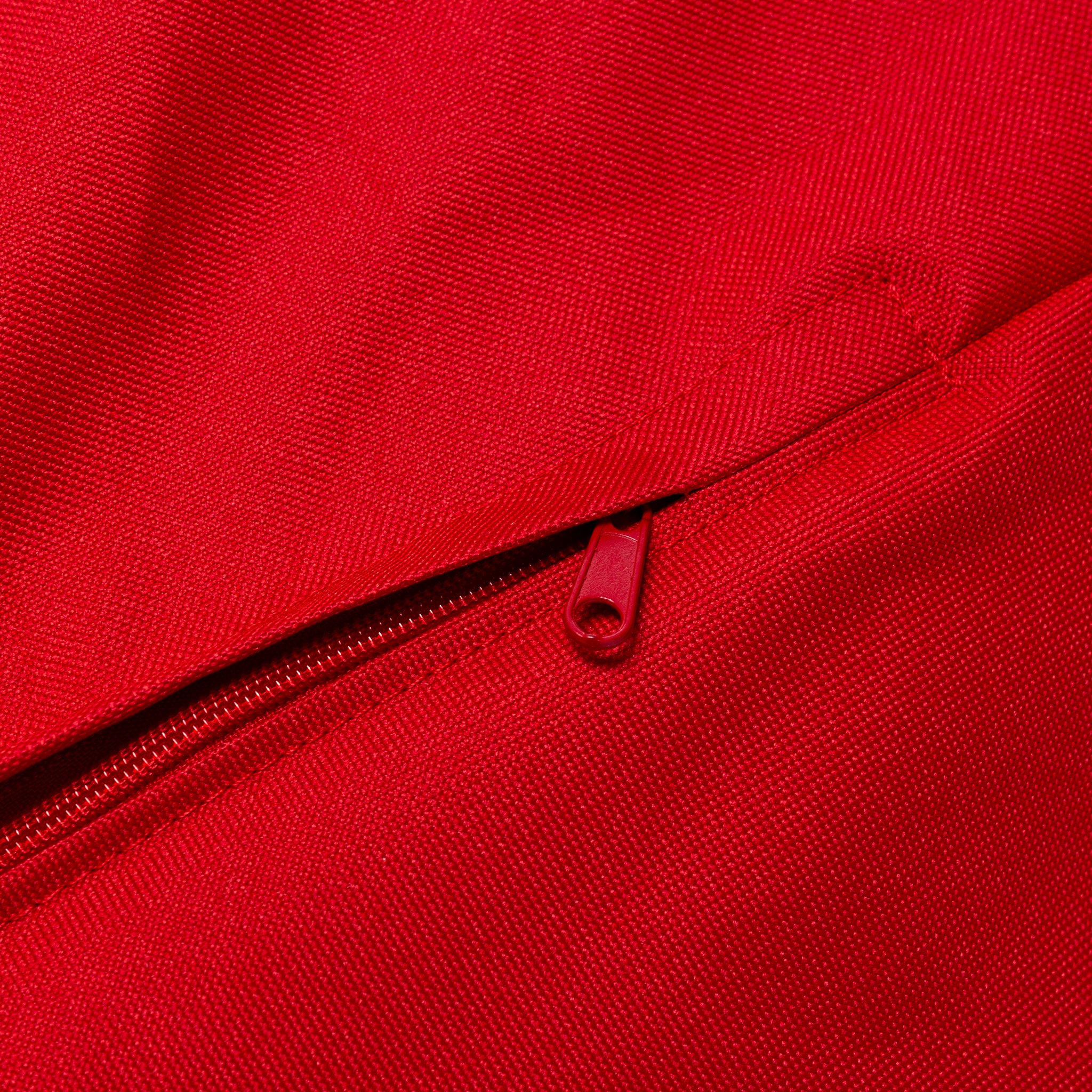 Poltrona Solid in Poliestere
