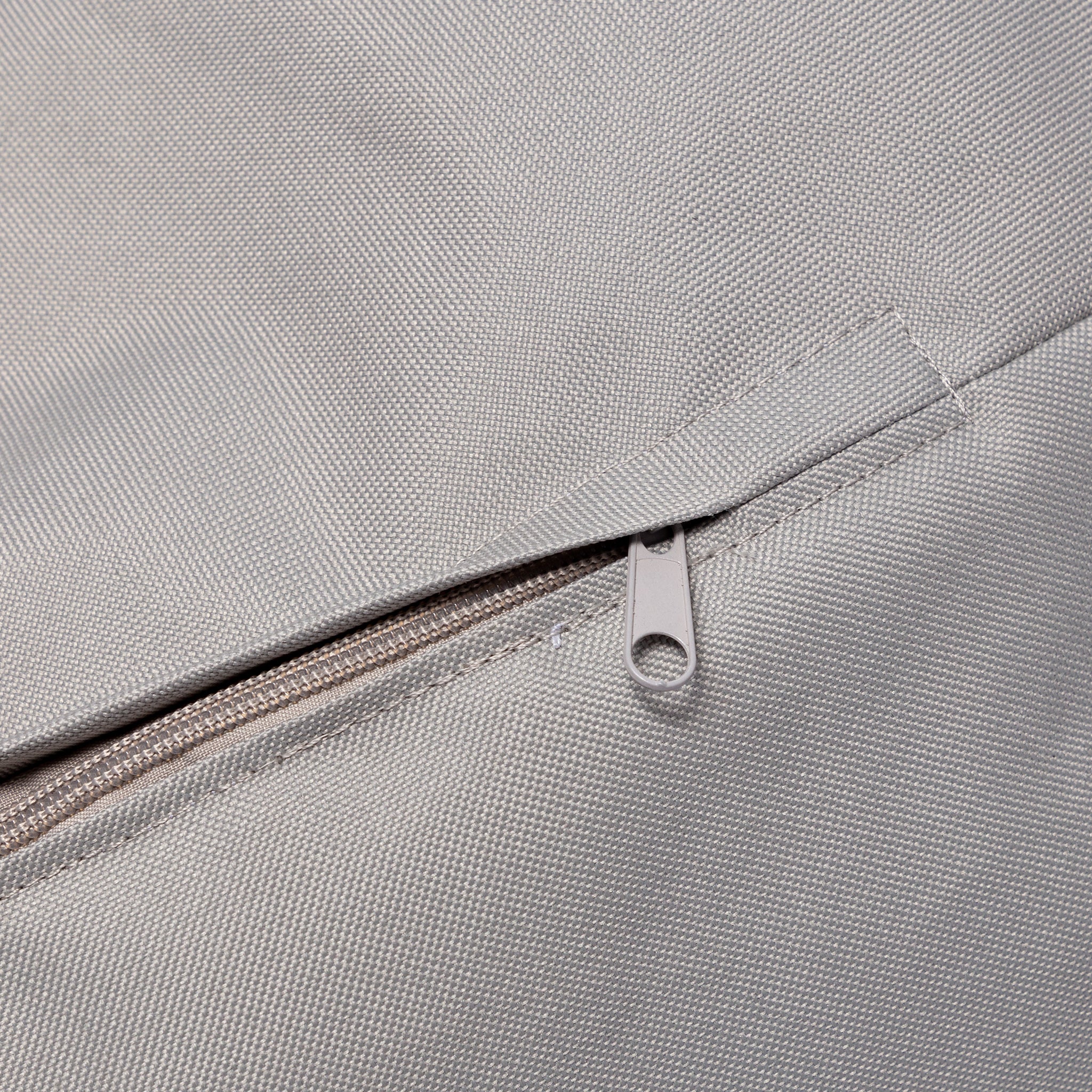 Poltrona Solid in Poliestere