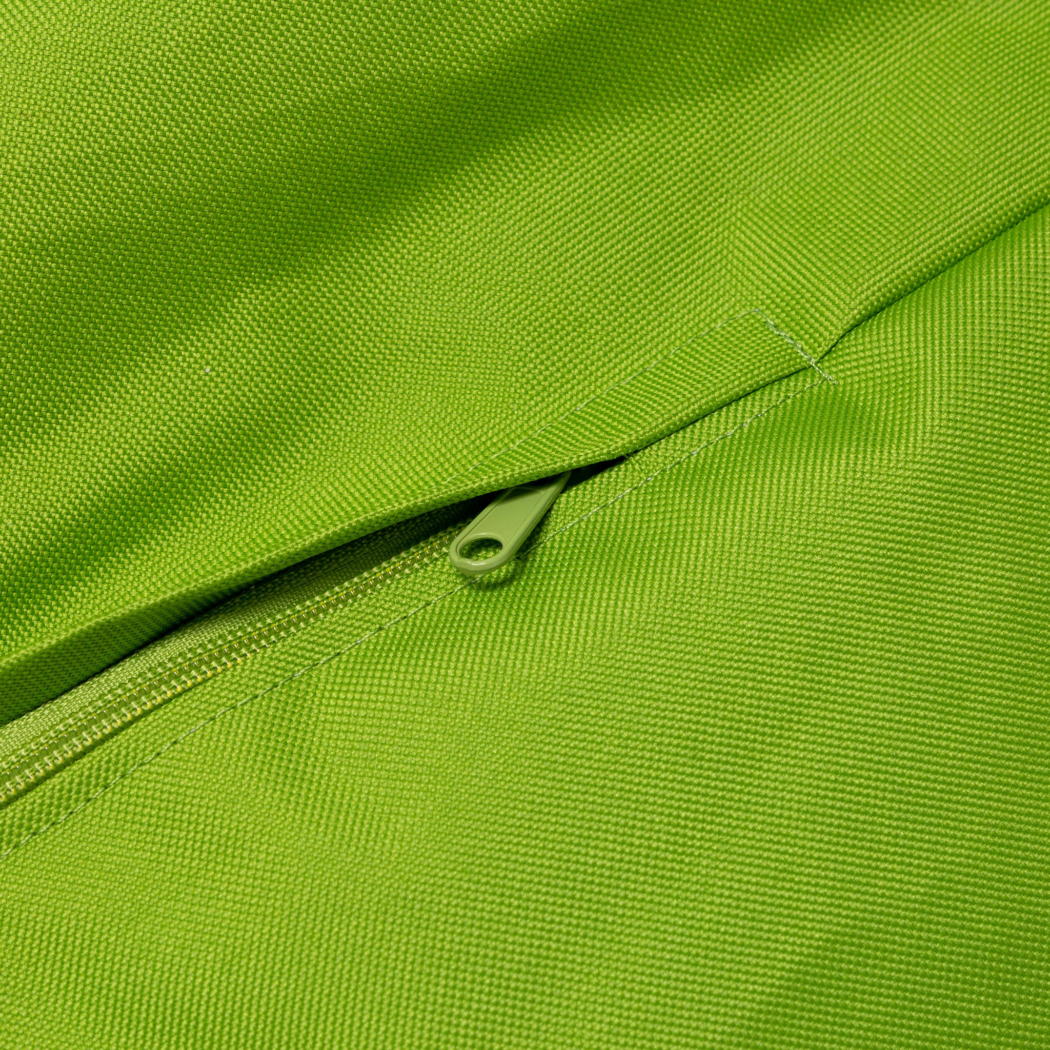 Poltrona Solid in Poliestere