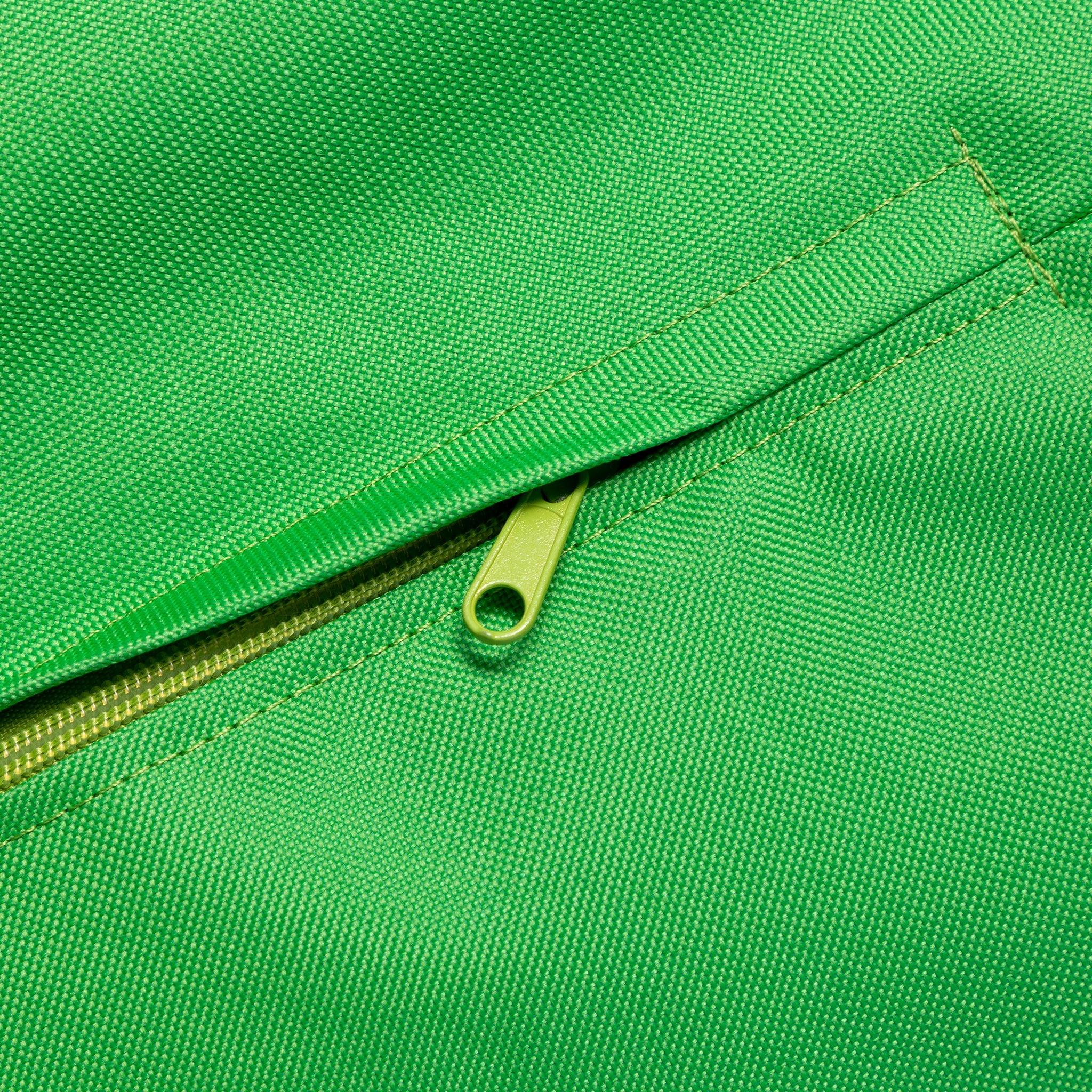 Poltrona Solid in Poliestere