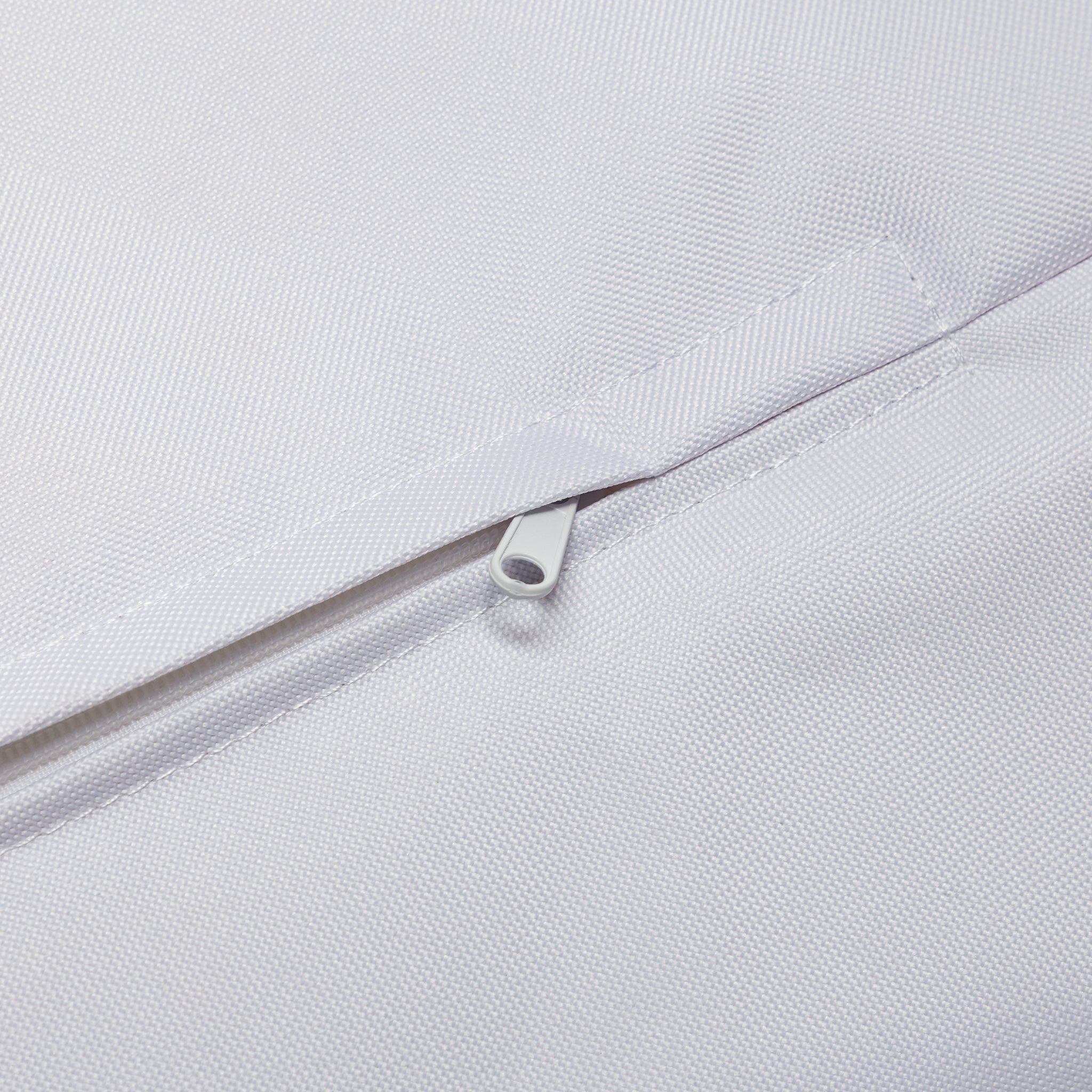 Poltrona Solid in Poliestere