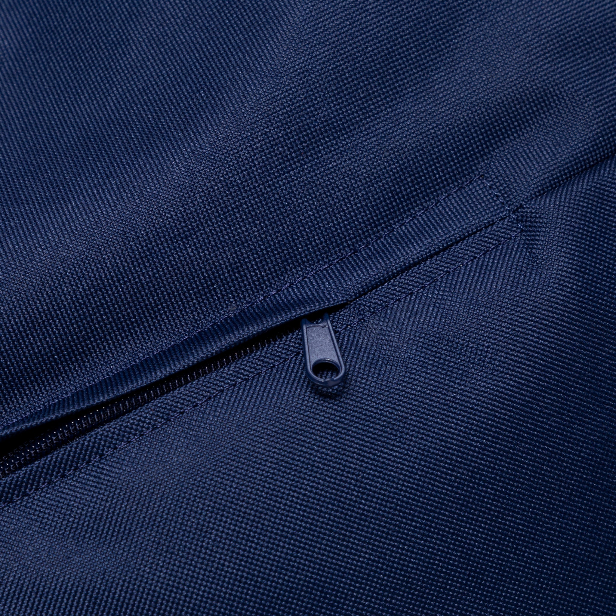 Poltrona Solid in Poliestere