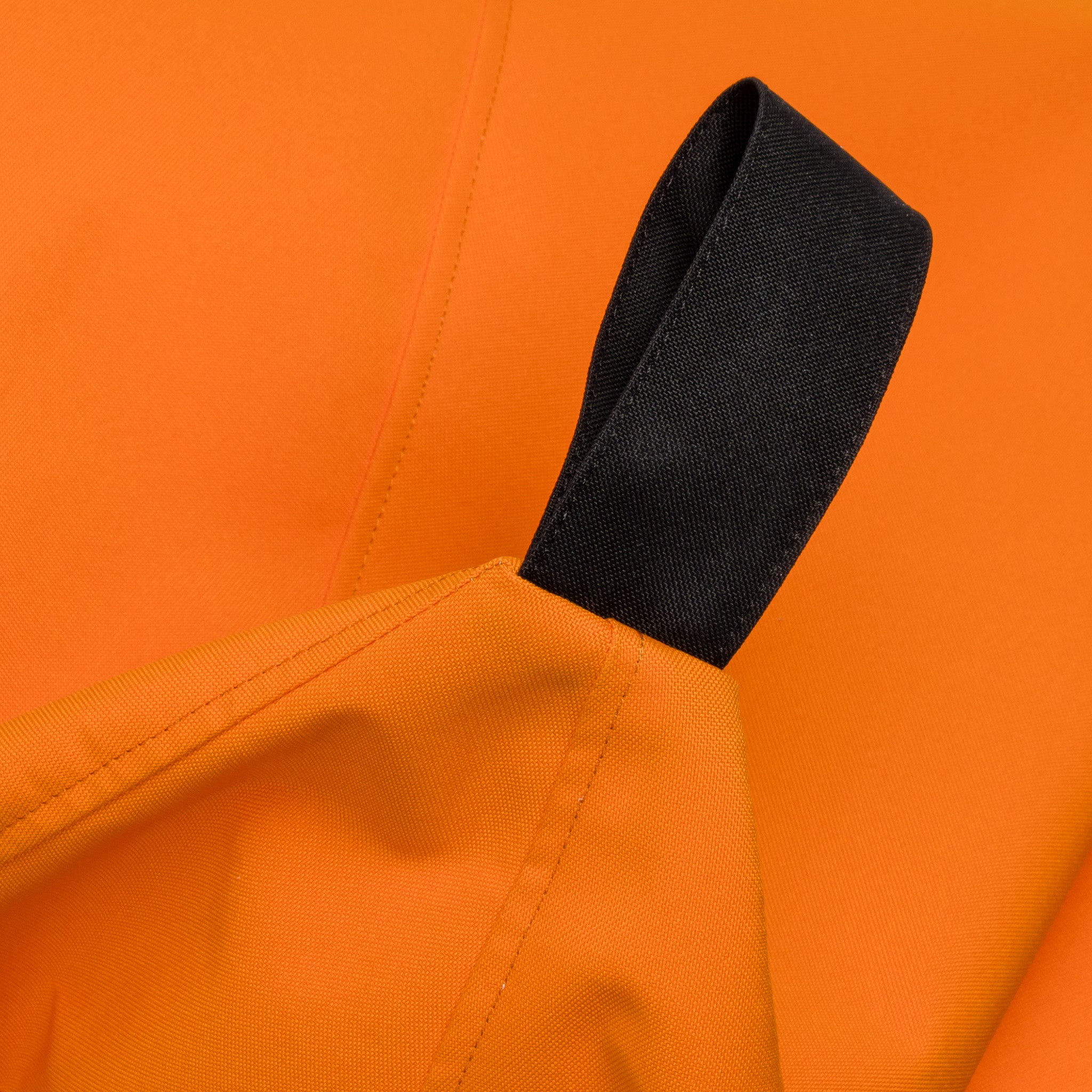 Pouf Oscar Outdoor in Tessuto Waterproof