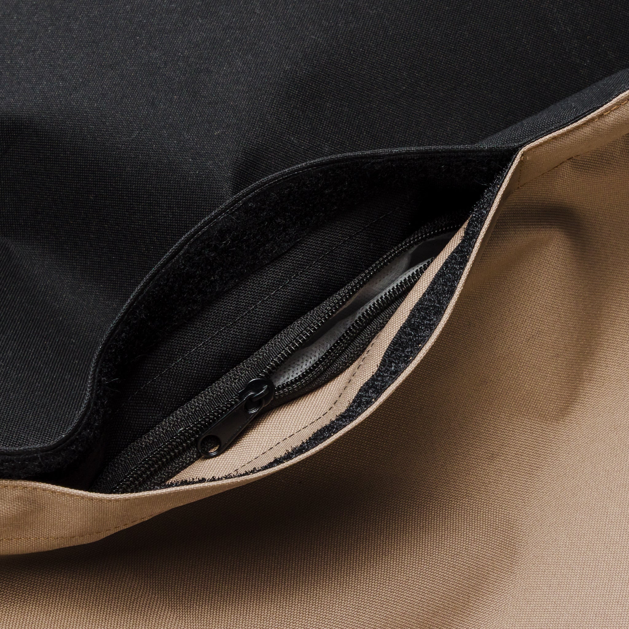 Pouf Cuscino M Outdoor in Tessuto Waterproof