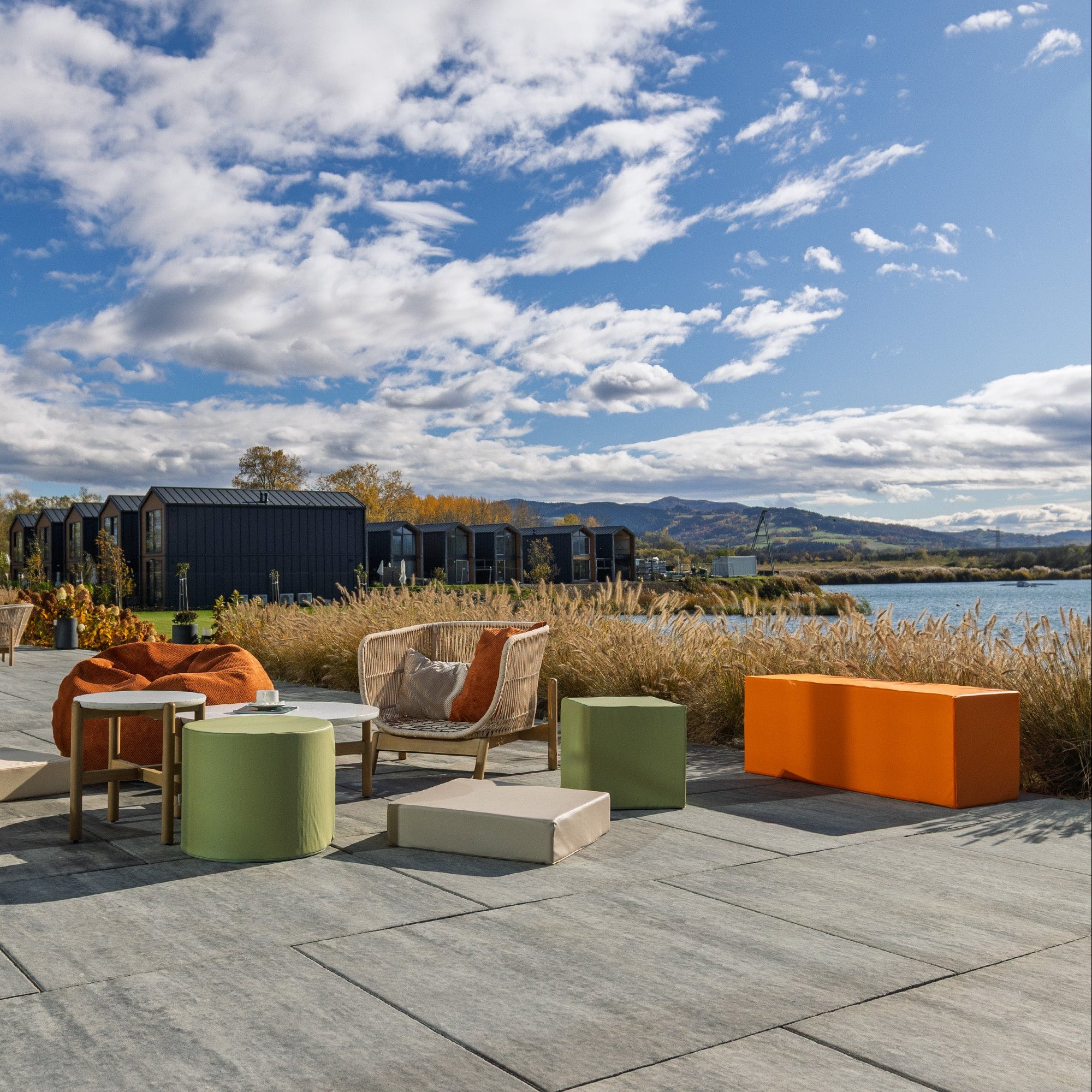 Poggiapiedi Block in Ecopelle