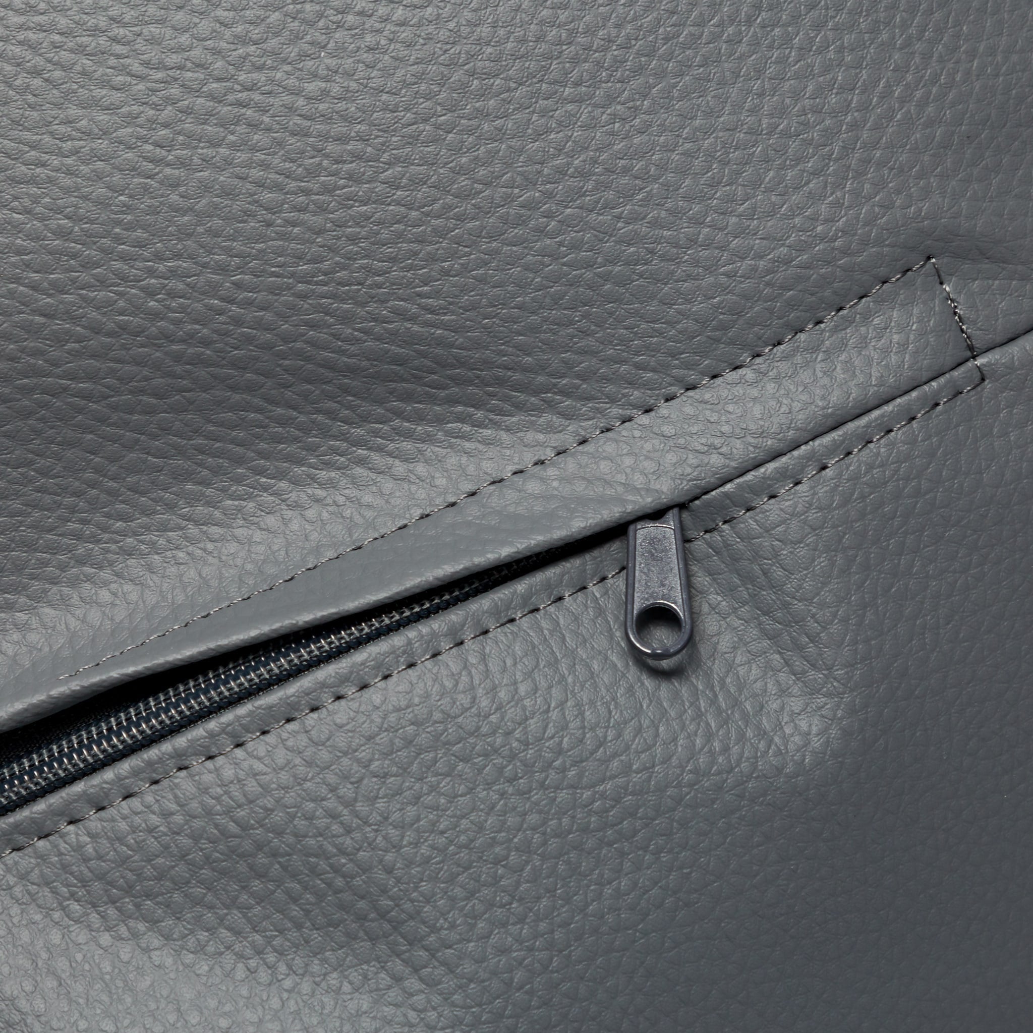 Poltrona Seat L in Ecopelle