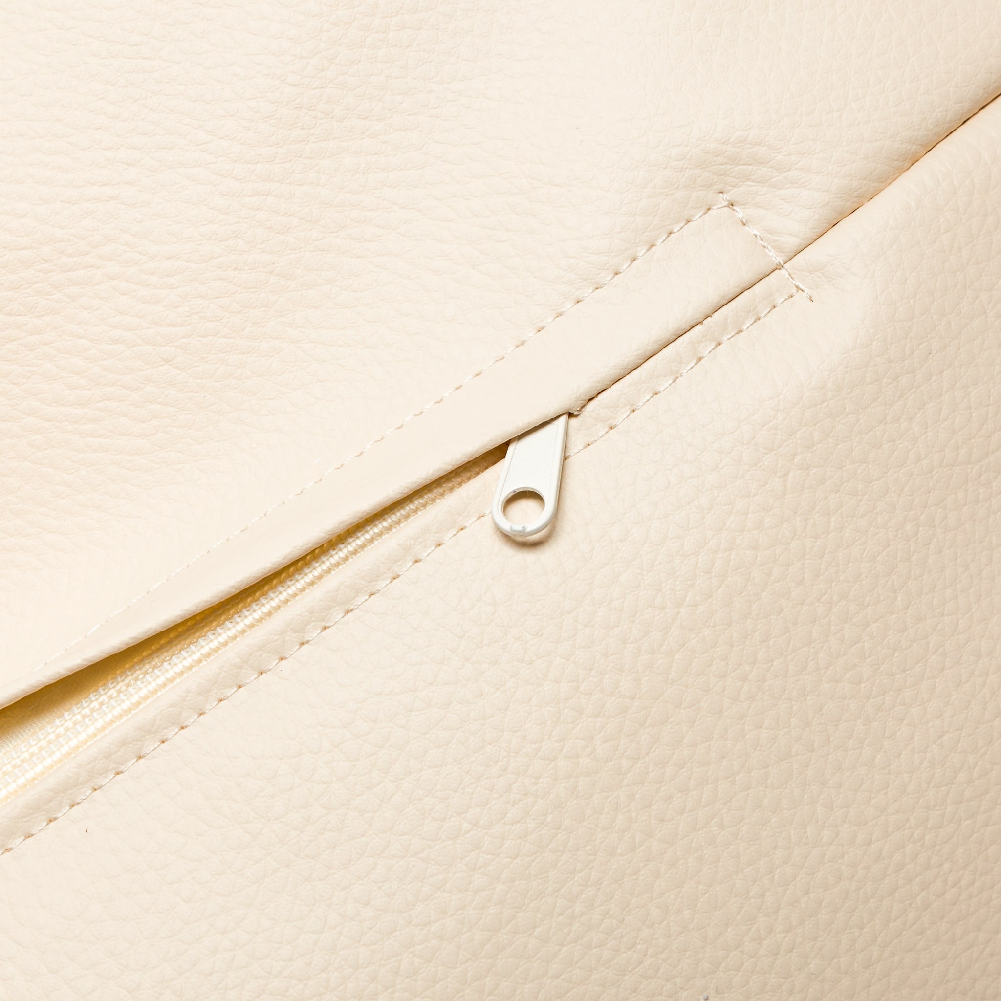 Poltrona Seat L in Ecopelle