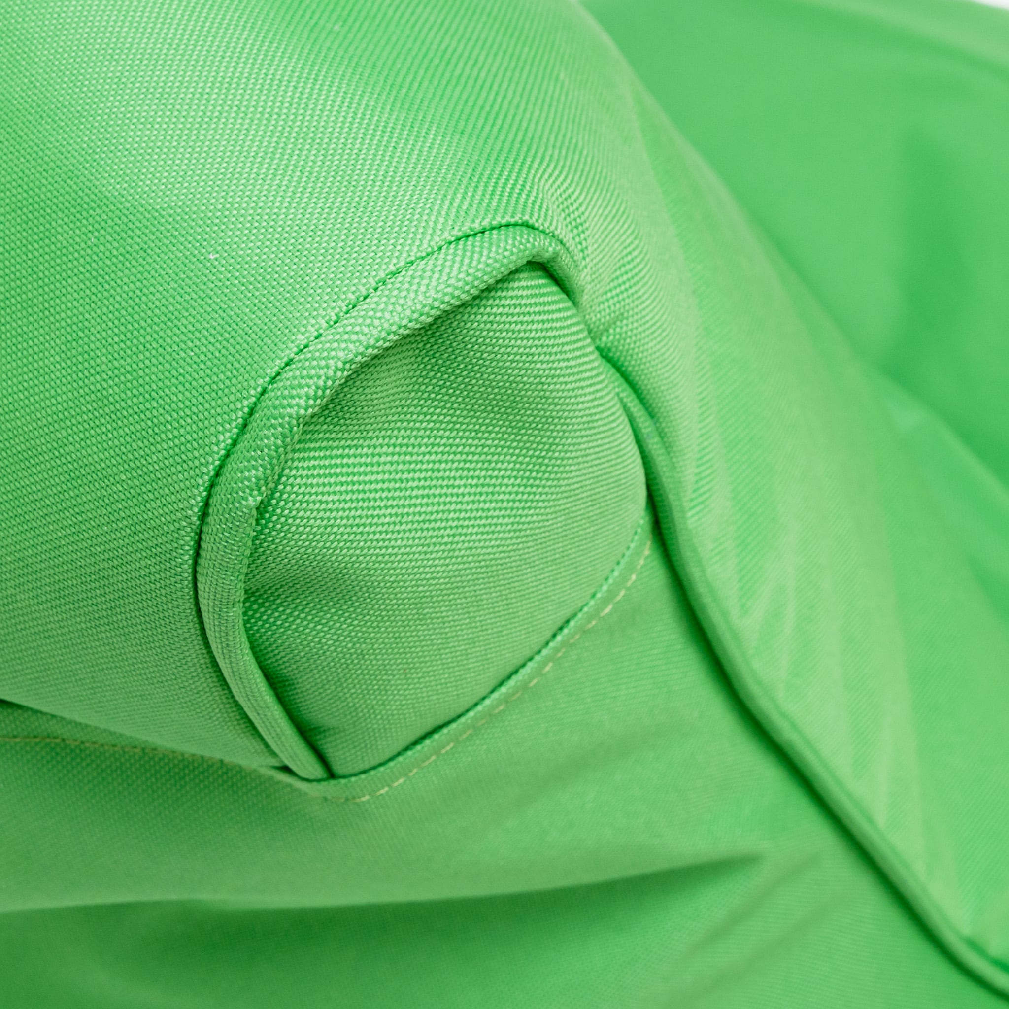 Poltrona Seat S in Poliestere