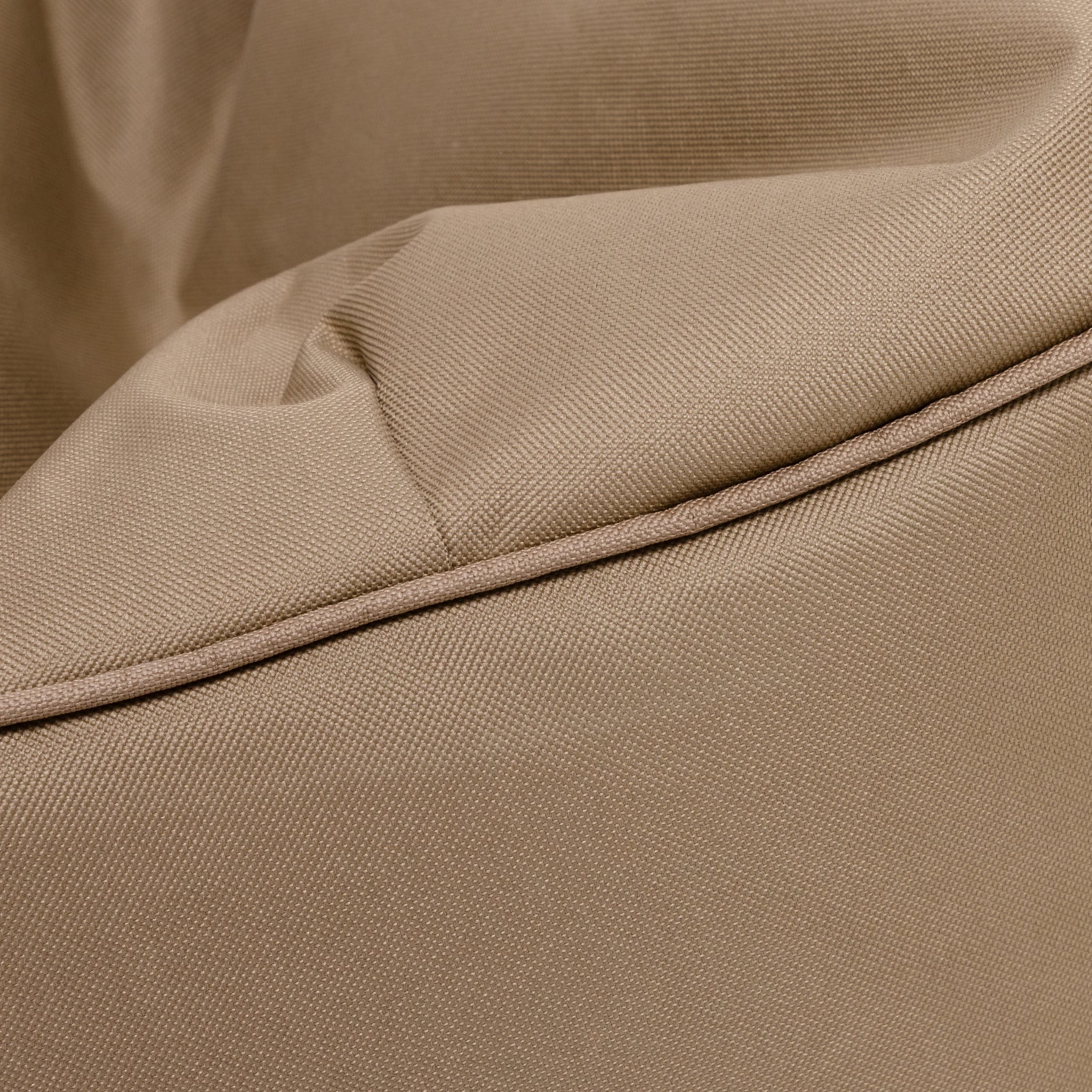 Poltrona Seat S in Poliestere